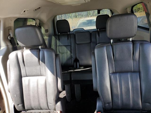 Photo 10 from auction – 2016 CHRYSLER TOWN & COU with VIN 2C4RC1BG3GR269138