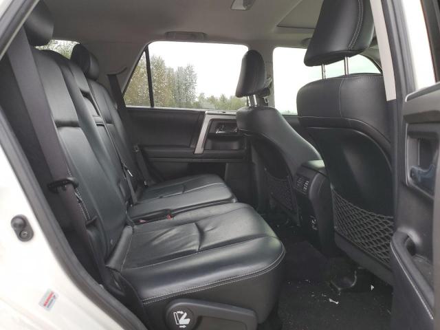 Photo 11 from auction – 2016 TOYOTA 4RUNNER SR with VIN JTEBU5JR8G5386456