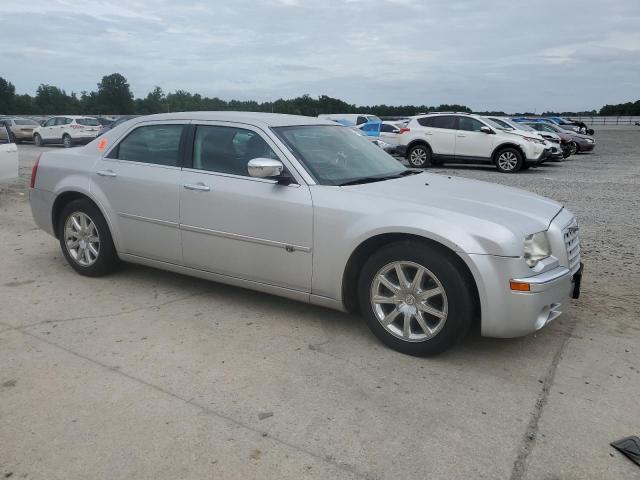 Photo 4 from auction – 2009 CHRYSLER 300C with VIN 2C3KA63TX9H581051