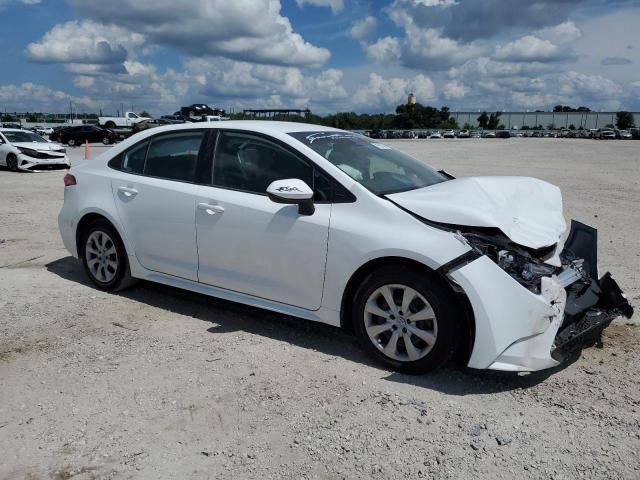 Photo 4 from auction – 2022 TOYOTA COROLLA LE with VIN 5YFEPMAE4NP292686