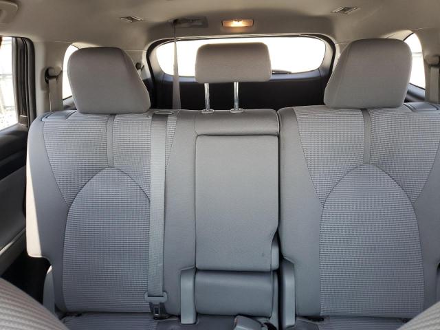 Photo 10 from auction – 2022 TOYOTA HIGHLANDER with VIN 5TDZZRAH8NS539461