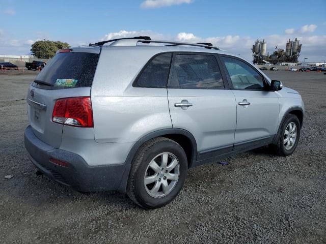 Photo 3 from auction – 2012 KIA SORENTO BA with VIN 5XYKT3A60CG267447