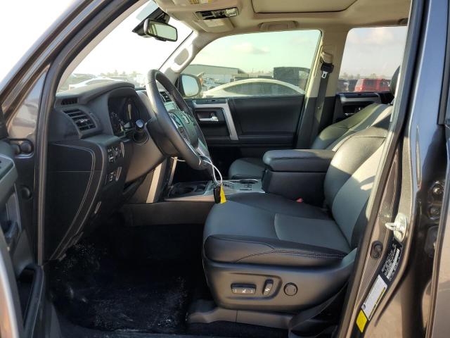 Photo 7 from auction – 2022 TOYOTA 4RUNNER SR with VIN JTEFU5JR4N5270606