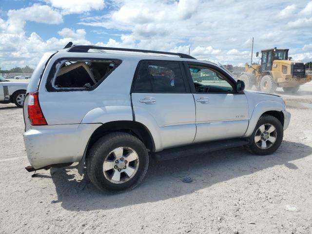 Photo 3 from auction – 2007 TOYOTA 4RUNNER SR with VIN JTEBU14R570111130