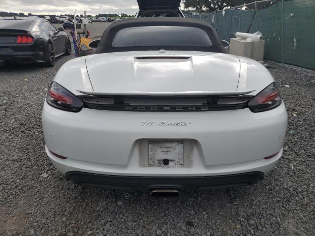 Photo 6 from auction – 2017 PORSCHE BOXSTER with VIN WP0CA2A81HS222038