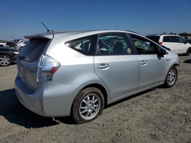 Photo 3 from auction – 2013 TOYOTA PRIUS V with VIN JTDZN3EU4D3239058