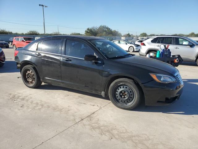 Photo 4 from auction – 2014 CHRYSLER 200 LX with VIN 1C3CCBABXEN140877