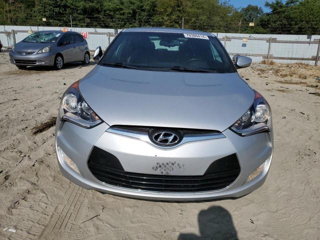 Photo 5 from auction – 2016 HYUNDAI VELOSTER with VIN KMHTC6AD8GU272996