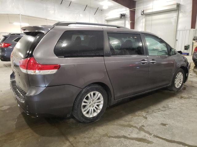 Photo 3 from auction – 2012 TOYOTA SIENNA XLE with VIN 5TDYK3DC3CS256198