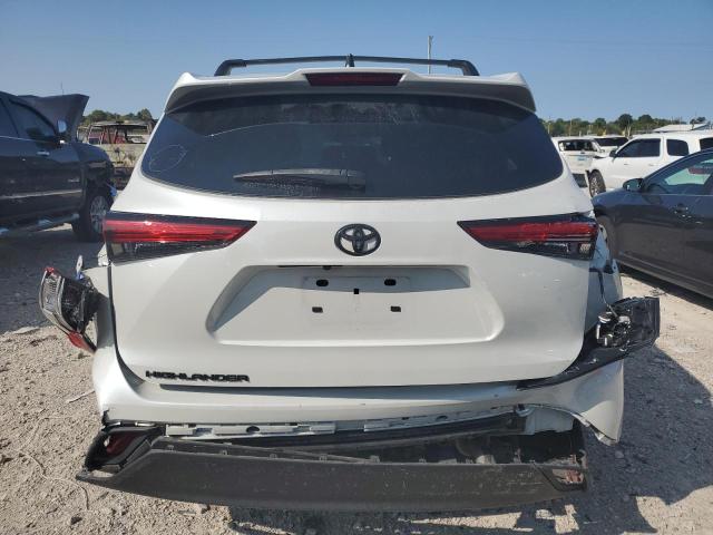 Photo 6 from auction – 2022 TOYOTA HIGHLANDER with VIN 5TDCZRAH2NS553121