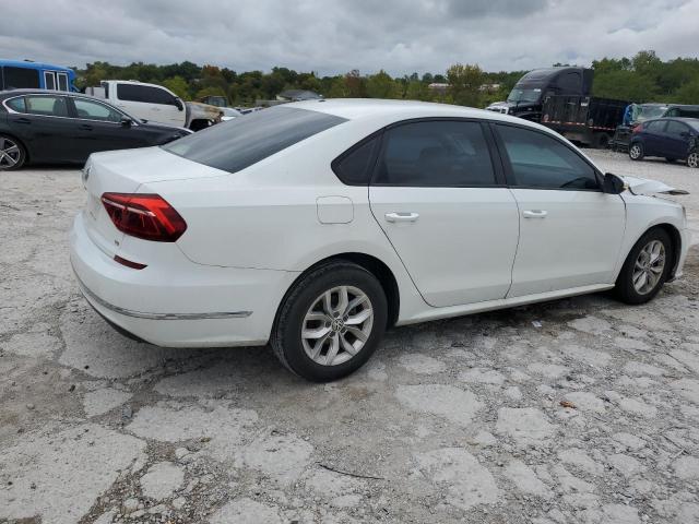 Photo 3 from auction – 2018 VOLKSWAGEN PASSAT S with VIN 1VWAA7A32JC013963