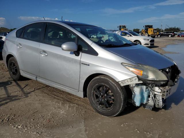 Photo 4 from auction – 2014 TOYOTA PRIUS with VIN JTDKN3DU6E1807648