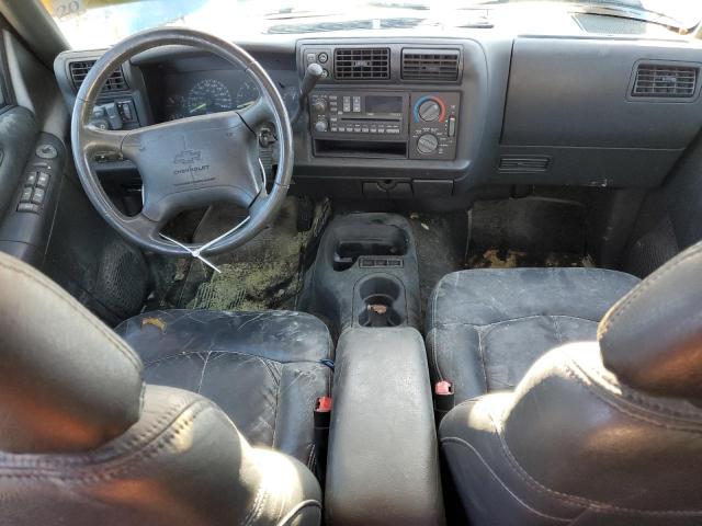 Photo 8 from auction – 1995 CHEVROLET BLAZER with VIN 1GNDT13W6S2137053