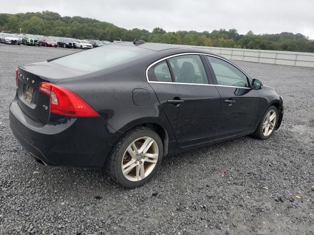 Photo 3 from auction – 2015 VOLVO S60 PREMIE with VIN YV126MFK0F1336137