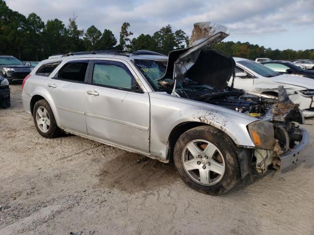 Photo 4 from auction – 2005 DODGE MAGNUM SXT with VIN 2D4FV48V75H154553
