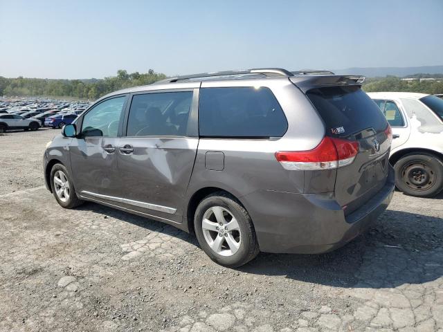 Photo 2 from auction – 2011 TOYOTA SIENNA LE with VIN 5TDKK3DC8BS125188