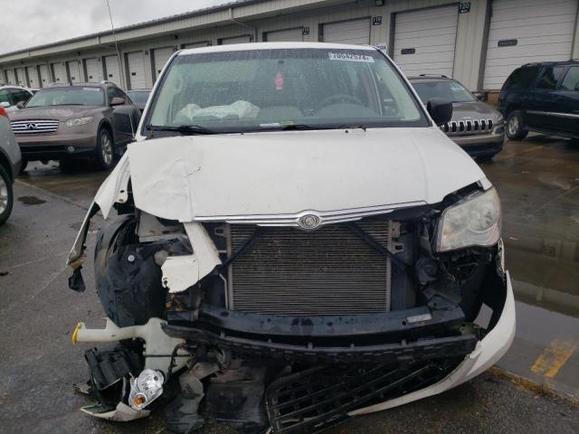 Photo 5 from auction – 2010 CHRYSLER TOWN & COU with VIN 2A4RR4DE8AR208848