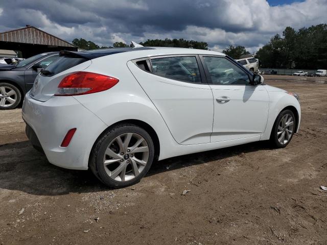 Photo 3 from auction – 2016 HYUNDAI VELOSTER with VIN KMHTC6AD0GU262950
