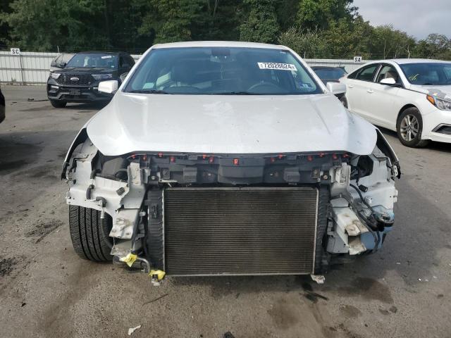 Photo 5 from auction – 2015 CHEVROLET MALIBU 1LT with VIN 1G11C5SL2FF186915