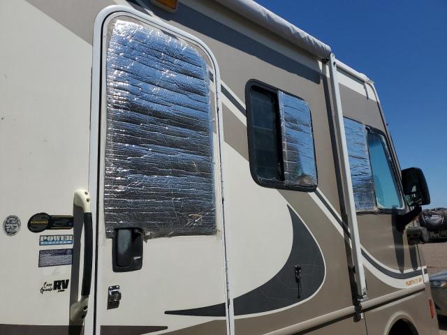Photo 9 from auction – 2003 FTWD MOTORHOME with VIN 5B4MP67G933373100
