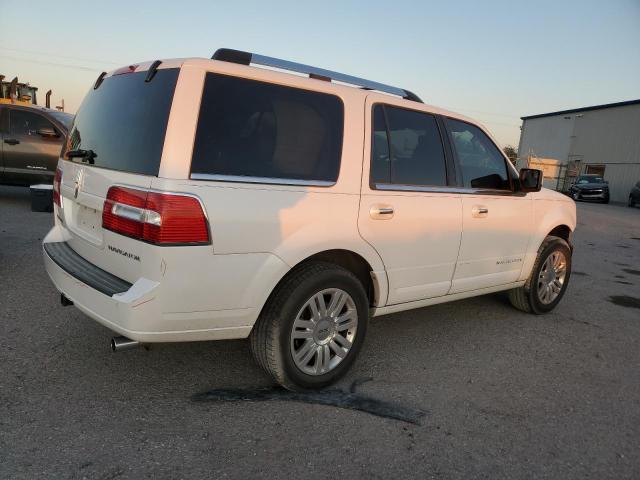 Photo 3 from auction – 2012 LINCOLN NAVIGATOR with VIN 5LMJJ2J54CEL01846