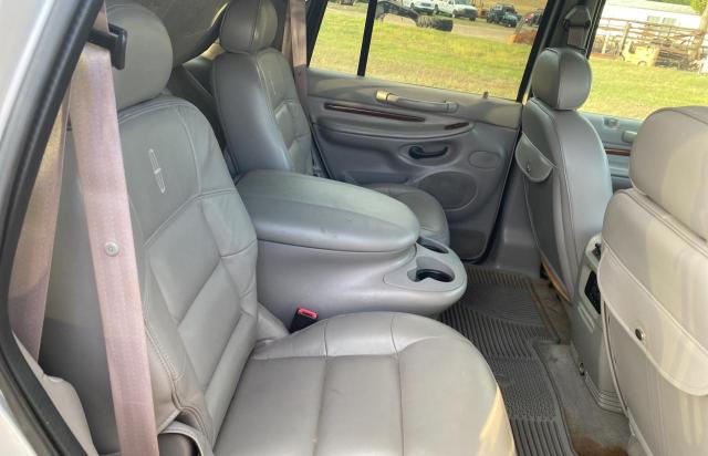Photo 6 from auction – 2000 LINCOLN NAVIGATOR with VIN 5LMRU27A1YLJ12279
