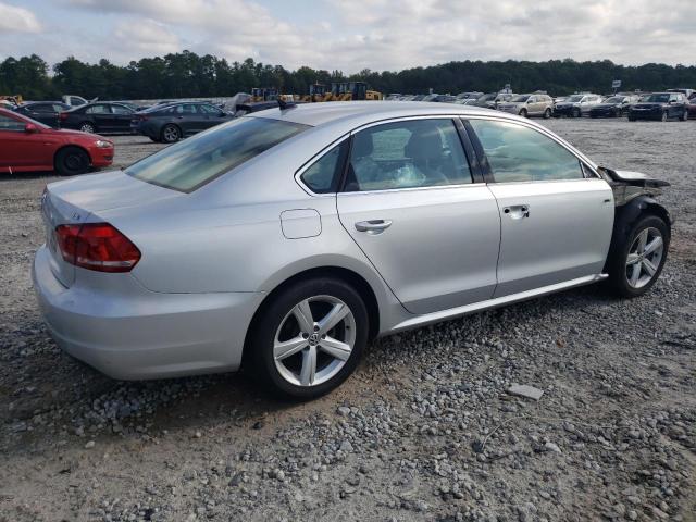 Photo 3 from auction – 2015 VOLKSWAGEN PASSAT S with VIN 1VWAT7A31FC096724
