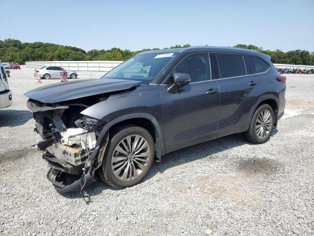 TOYOTA HIGHLANDER 2020 with VIN 5TDFZRBH6LS004742 - Photo from auction