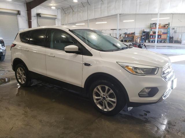 Photo 4 from auction – 2017 FORD ESCAPE SE with VIN 1FMCU9GD6HUD77852