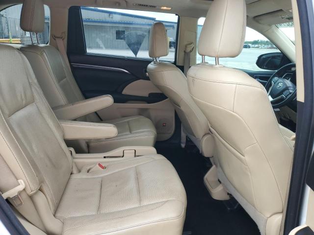 Photo 11 from auction – 2015 TOYOTA HIGHLANDER with VIN 5TDDKRFH9FS125663