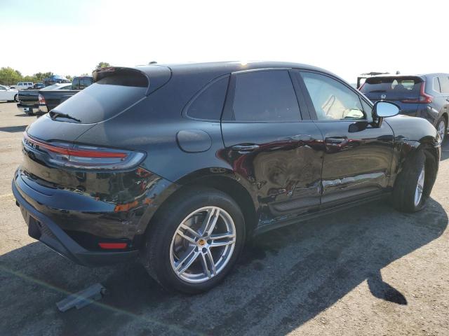 Photo 3 from auction – 2023 PORSCHE MACAN BASE with VIN WP1AA2A57PLB04371