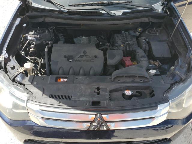 Photo 12 from auction – 2015 MITSUBISHI OUTLANDER with VIN JA4AD3A38FZ008591
