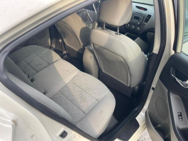Photo 6 from auction – 2015 KIA FORTE LX with VIN KNAFK4A65F5258263