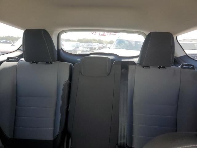 Photo 10 from auction – 2018 FORD ESCAPE S with VIN 1FMCU0F72JUA30502