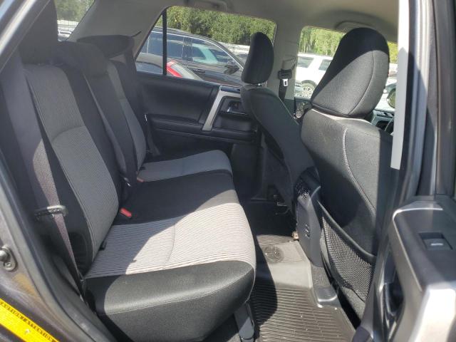 Photo 11 from auction – 2017 TOYOTA 4RUNNER SR with VIN JTEBU5JR8H5429324