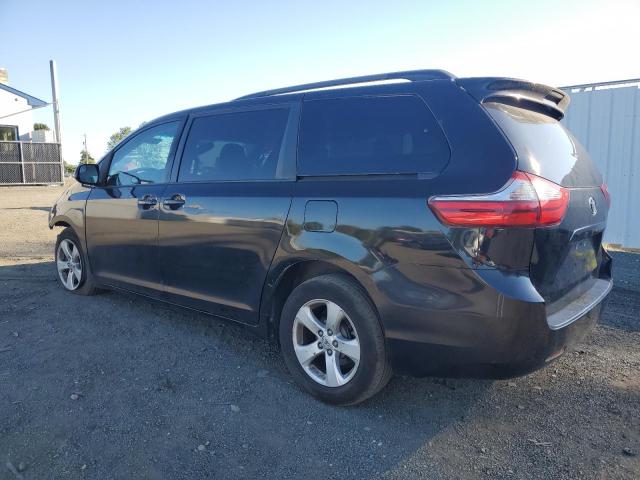 Photo 2 from auction – 2015 TOYOTA SIENNA LE with VIN 5TDKK3DC6FS570177