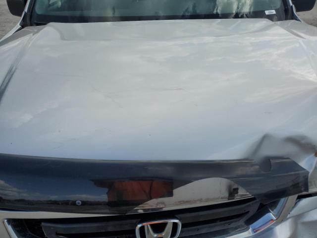 Photo 11 from auction – 2011 HONDA RIDGELINE with VIN 5FPYK1F24BB003734