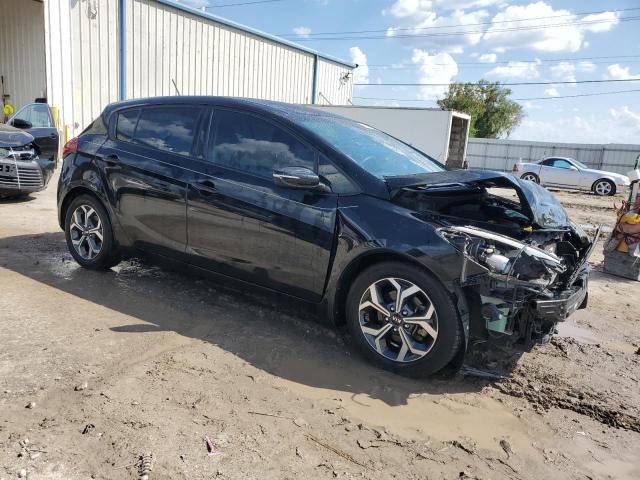 Photo 4 from auction – 2016 KIA FORTE LX with VIN KNAFK5A86G5608301