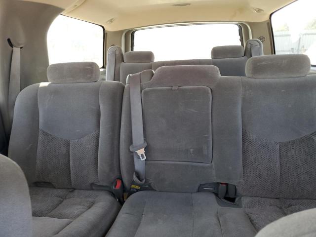 Photo 10 from auction – 2003 CHEVROLET SUBURBAN K with VIN 1GNFK16Z73J187405
