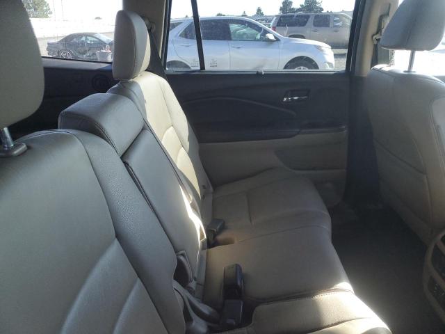 Photo 11 from auction – 2017 HONDA PILOT TOUR with VIN 5FNYF6H91HB092644