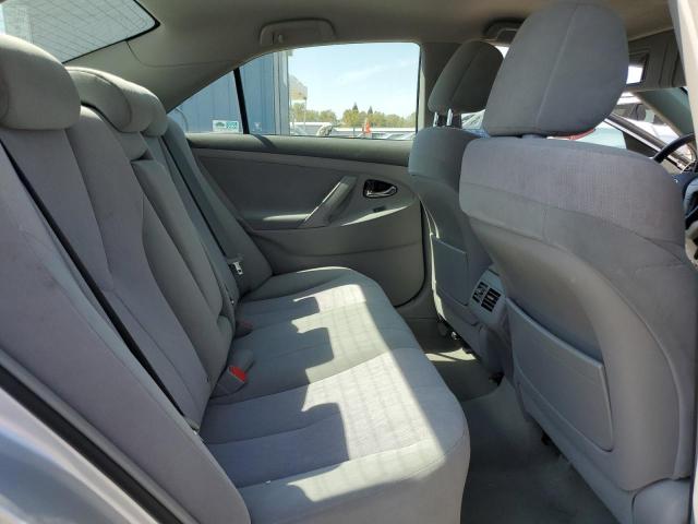 Photo 10 from auction – 2011 TOYOTA CAMRY HYBR with VIN 4T1BB3EK2BU133154