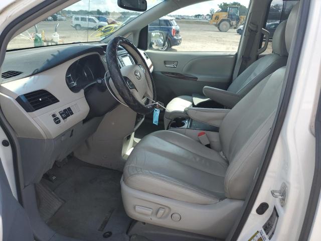 Photo 7 from auction – 2014 TOYOTA SIENNA XLE with VIN 5TDDK3DC5ES075704