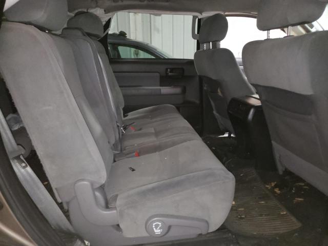Photo 11 from auction – 2016 TOYOTA SEQUOIA SR with VIN 5TDBY5G12GS139776