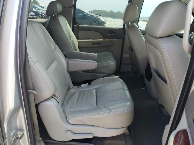 Photo 11 from auction – 2010 CHEVROLET SUBURBAN C with VIN 1GNUCJE07AR283489