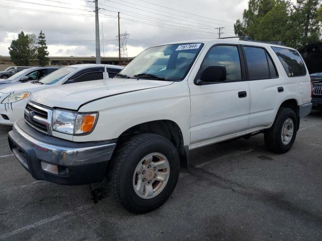 TOYOTA 4RUNNER 2000 with VIN JT3GM84R9Y0055363 - Photo from auction