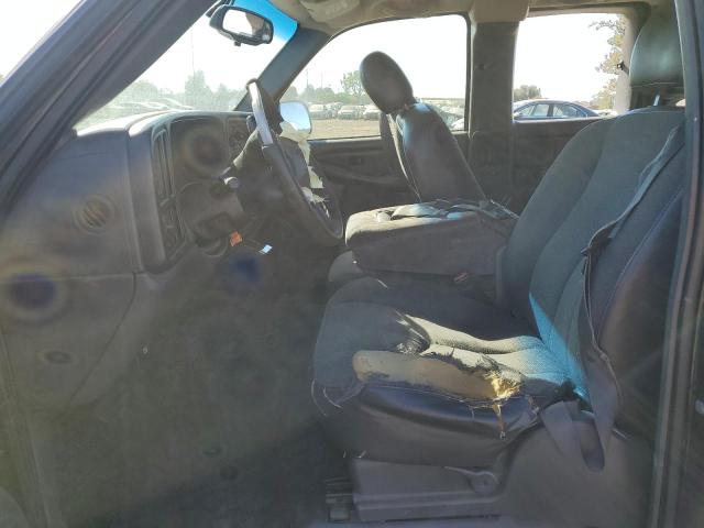 Photo 7 from auction – 2003 CHEVROLET SILVERADO with VIN 2GCEC19V431256930