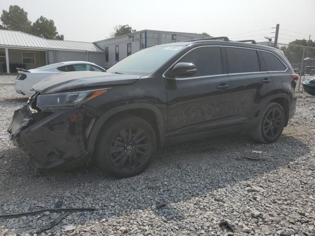 TOYOTA HIGHLANDER 2019 with VIN 5TDKZRFH3KS571174 - Photo from auction