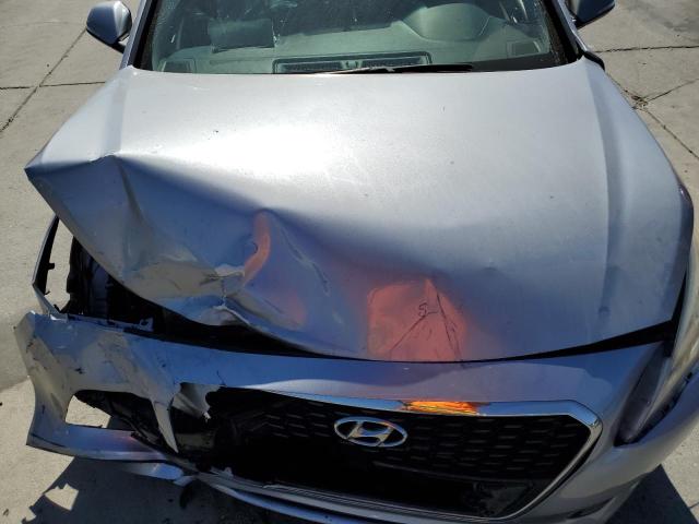 Photo 11 from auction – 2016 HYUNDAI SONATA HYB with VIN KMHE24L13GA013935