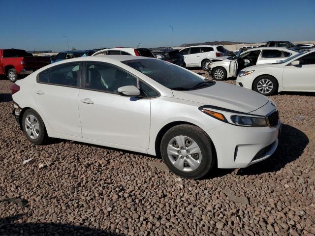 Photo 4 from auction – 2018 KIA FORTE LX with VIN 3KPFL4A7XJE196901