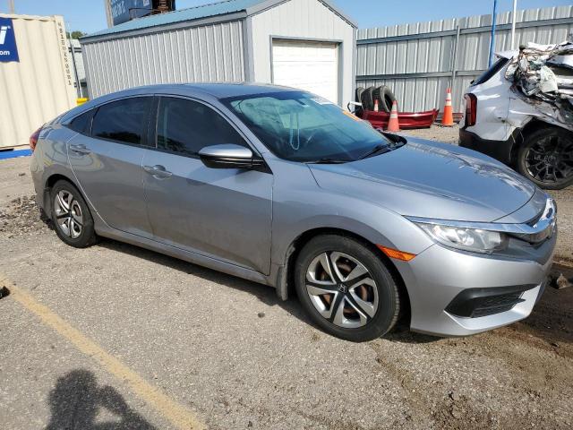 Photo 4 from auction – 2018 HONDA CIVIC LX with VIN 2HGFC2F52JH592791